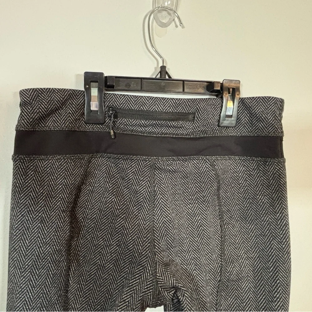Lululemon Wunder Under Crop Leggings Womens Size 6 Black White Herringbone Print
